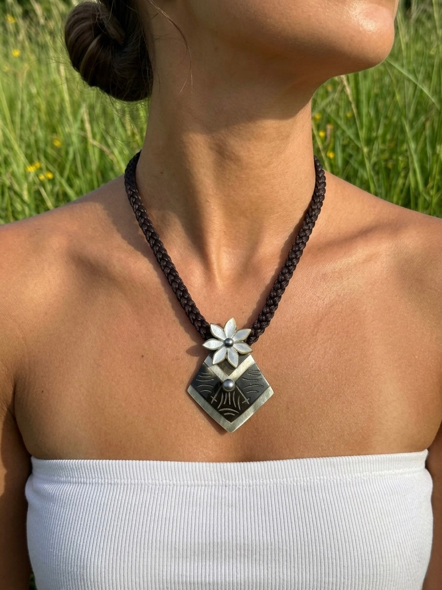 Tiare Pearl Necklace